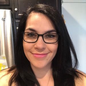 Meet your Posher, Renee